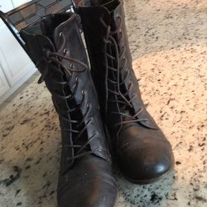 Ladies boots size 9 brown